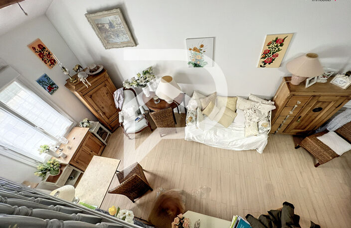 Appartement 3 pièces - Centre-ville - Cave - Dernier étage — photo 2
