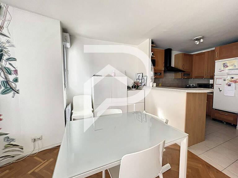 Suresnes  (Parc du Chateau) -  3 pièces 68m² - Cave - Parking... — photo 1