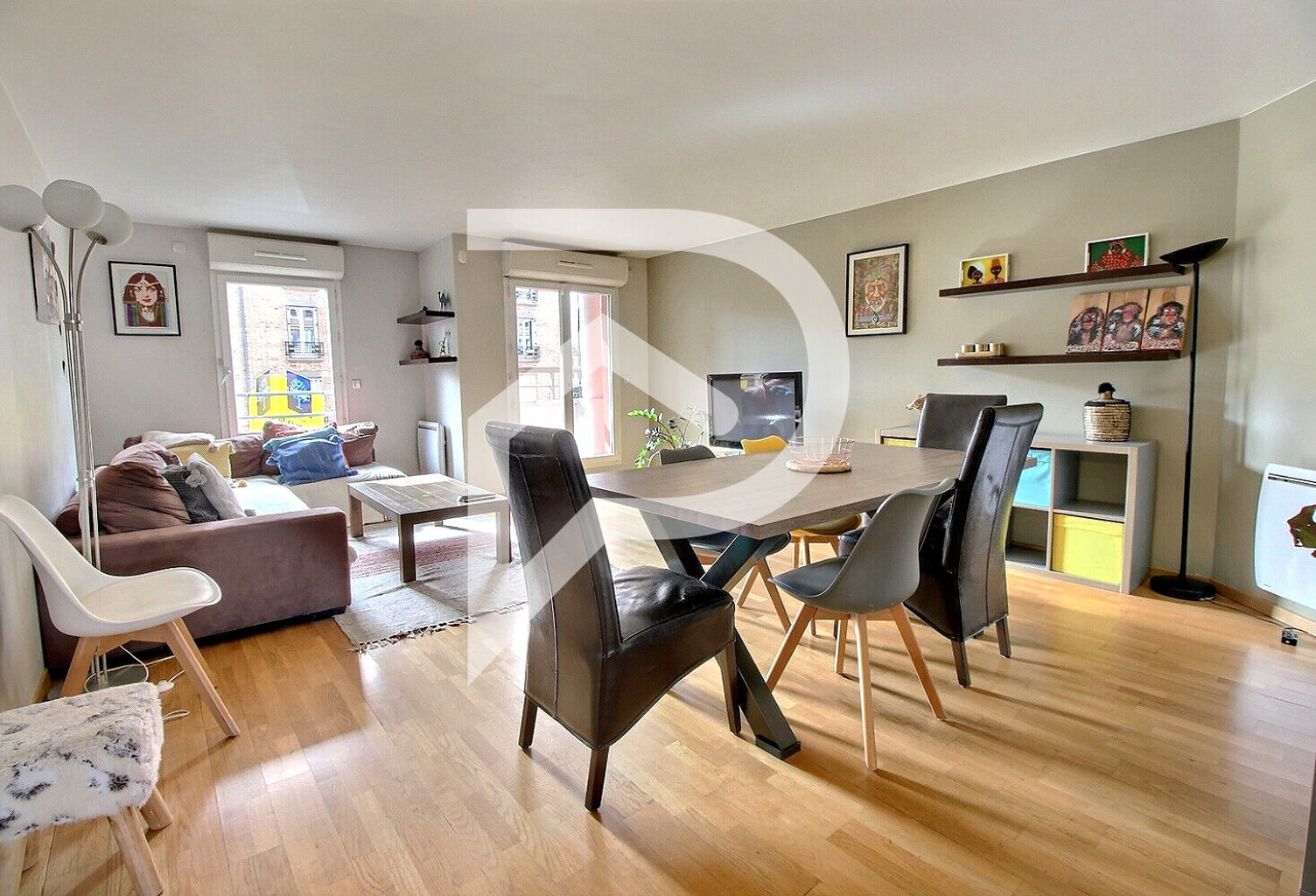 Marché Caron - Appartement Suresnes 5 pièces de 108 m² avec c... — photo 1