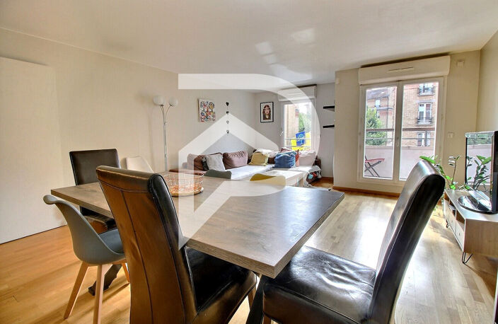 Marché Caron - Appartement Suresnes 5 pièces de 108 m² avec c... — photo 3