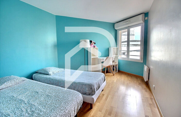 Marché Caron - Appartement Suresnes 5 pièces de 108 m² avec c... — photo 5