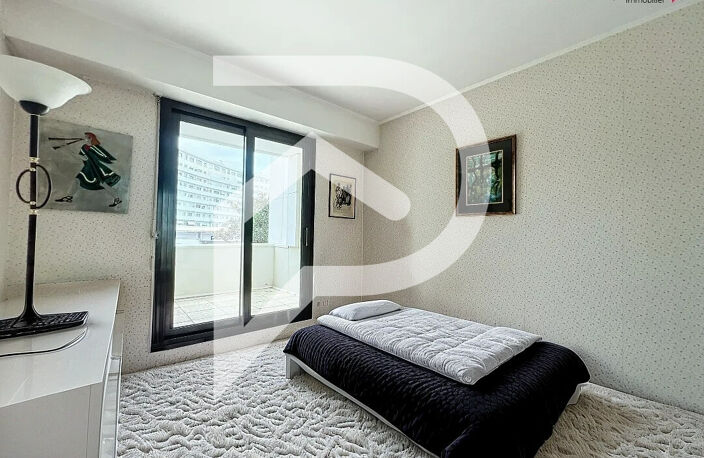 Suresnes (Hypercentre) - 4 pièces de 108m² - Terrasses - Jard... — photo 5