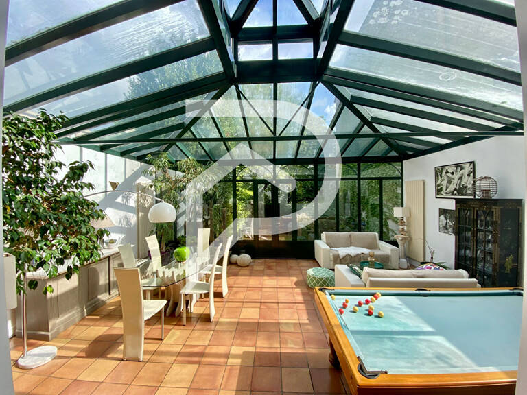 Maison 6 pièces de 204m² - Suresnes - quartier liberté — photo 1