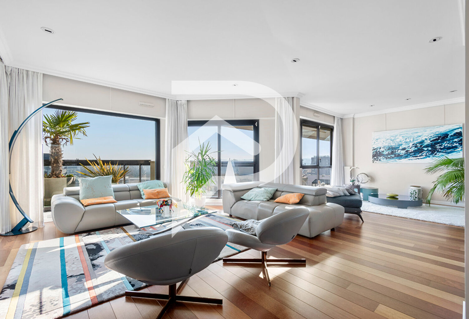 Duplex (Suresnes Hypercentre) - 239m² carrez - Terrasse 225 m² — photo 1