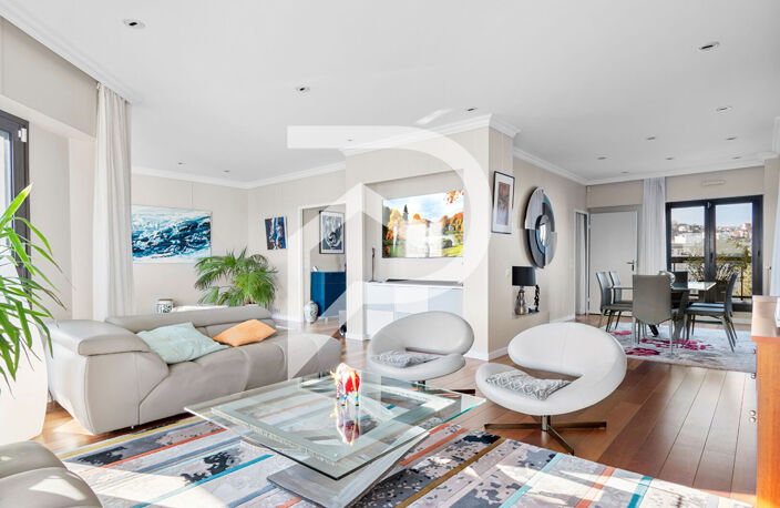 Duplex (Suresnes Hypercentre) - 239m² carrez - Terrasse 225 m² — photo 4