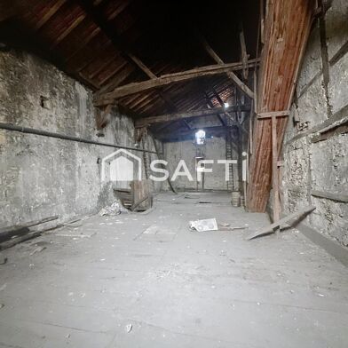 Immeuble  95000 €