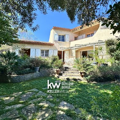 Maison 8 pièces 840000 €