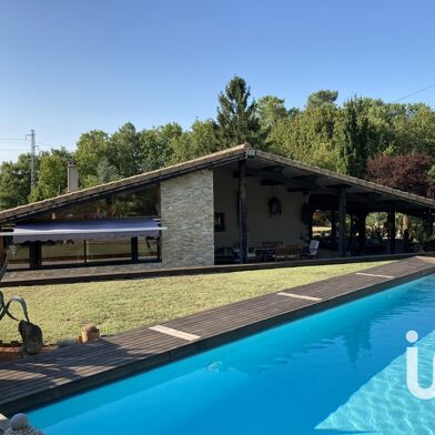 Maison 5 pièces 599000 €