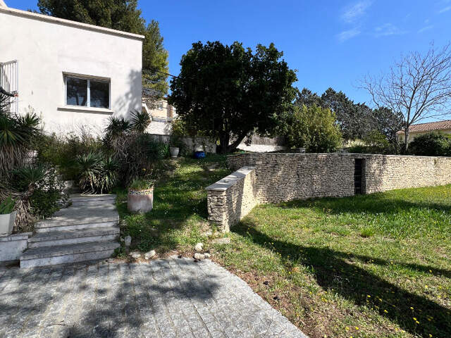 Maison d'architecte 5pièces avec grand jardin et piscine à Vedène — photo du bien