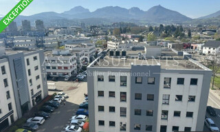 Bureau  90 m² à louer à Chambéry (73000)