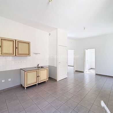 Appartement 3 pièces 140000 €