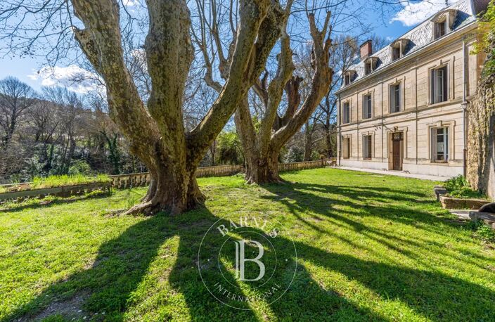 EXCLUSIVITE BARNES - JOUQUES - CHATEAU A RENOVER 630M² - PARC 1, — photo 3