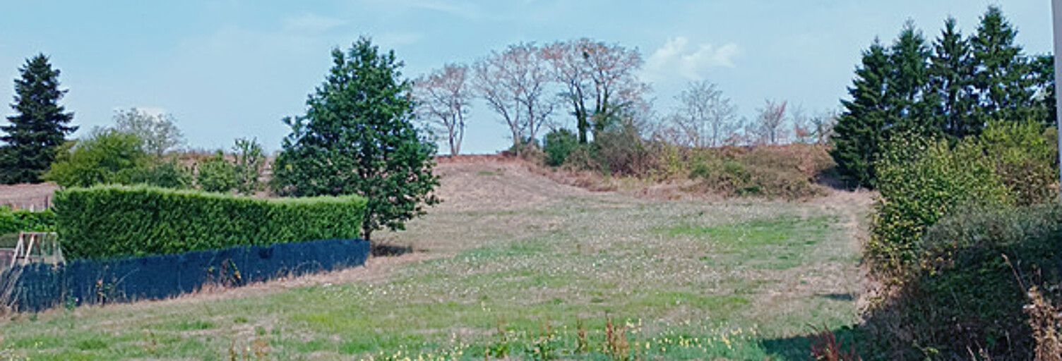 Terrain  2710 m² à vendre à Limons (63290)