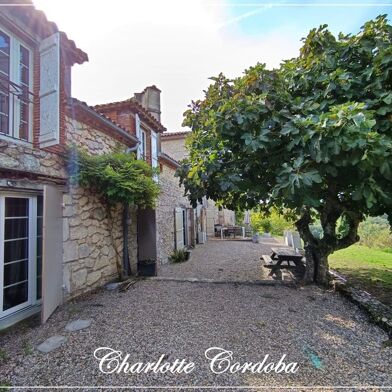 Maison 10 pièces 379900 €