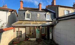 Immeuble  110 m² à vendre à Moulins (03000)