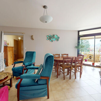 Appartement 3 pièces 176000 €