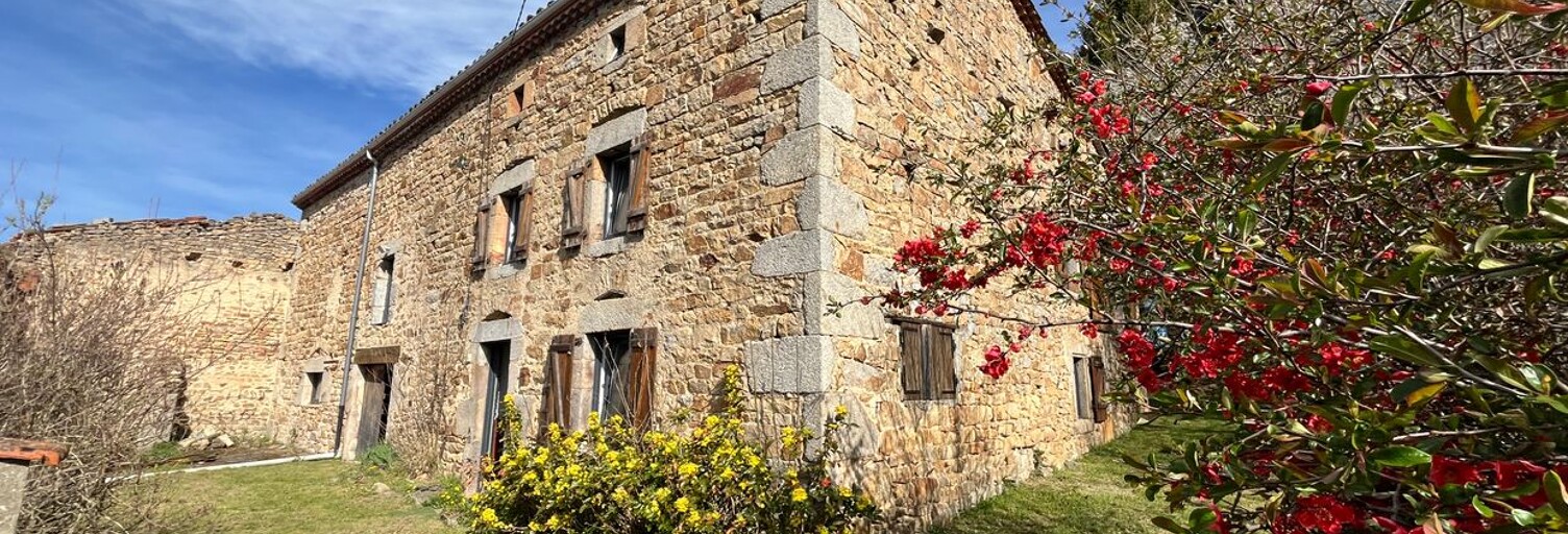 Maison 4 Pièces 94 m² à vendre à Échandelys (63980)