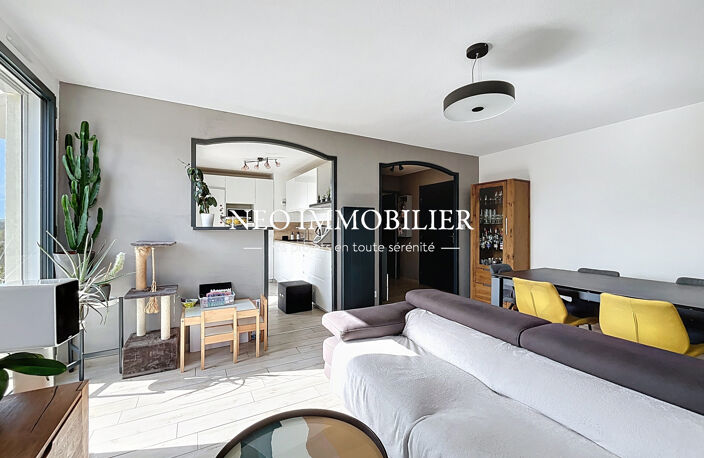 CENTRE VILLAGE/ T4 ENSOLEILLEE / DEUX BALCONS/ AUCUN TRAVAUX — photo 3