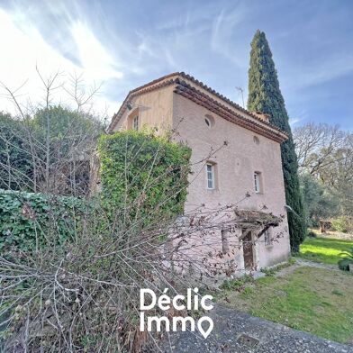 Maison 5 pièces 699000 €