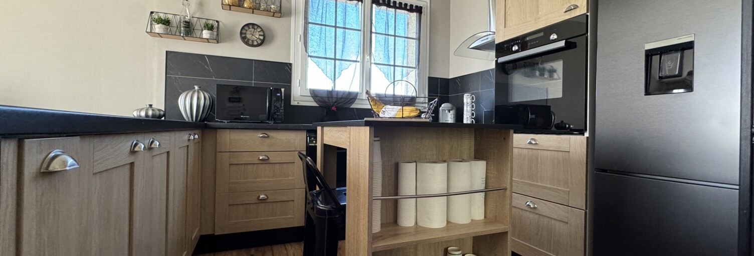 Maison 5 Pièces 128 m² à vendre à Saint-Denis-Lanneray (28200)