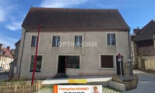 Maison 9 Pièces 200 m² à vendre à Le Châtelet (18170)