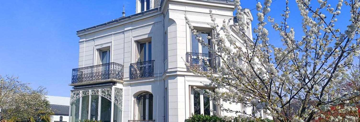 Maison 10 Pièces 299 m² à vendre à Saint-Maur-des-Fossés (94210)