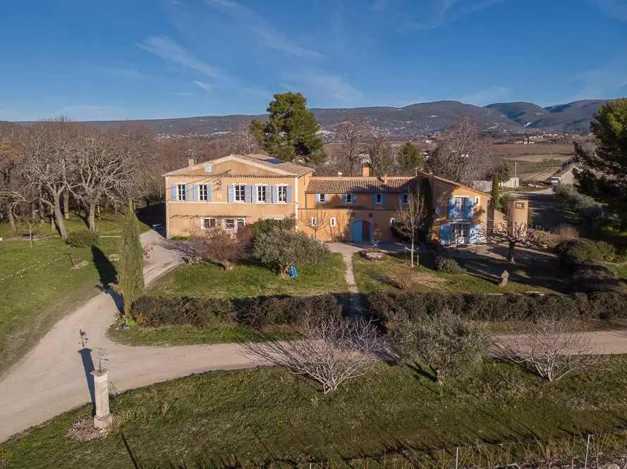 Photo Bastide XVIIIème et son vignoble dans le Luberon image 2/4