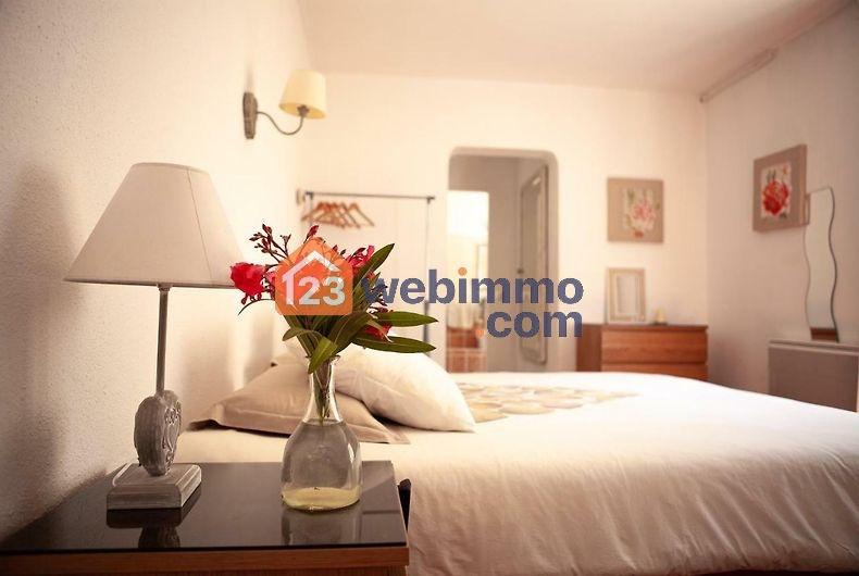 Photo Villas - 280m² - Saint-Chamas image 3/4