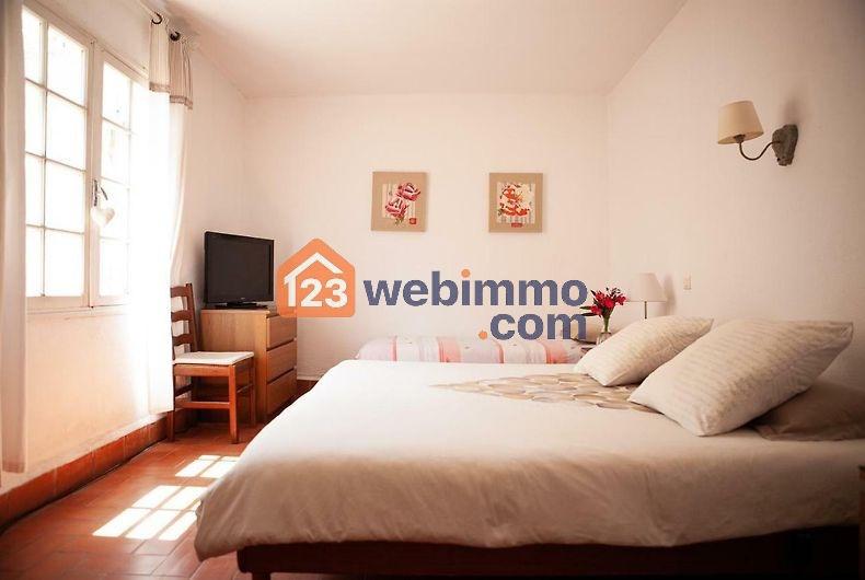 Photo Villas - 280m² - Saint-Chamas image 4/4