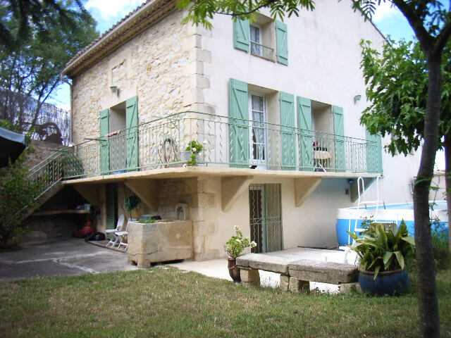 Maison de village avec jardin et Garage — photo du bien