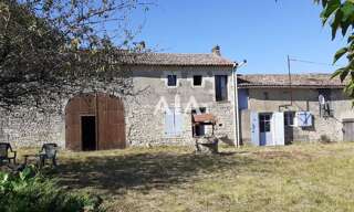 Maison 4 Pièces 170 m² à vendre à Saint-Martin-du-Clocher (16700)