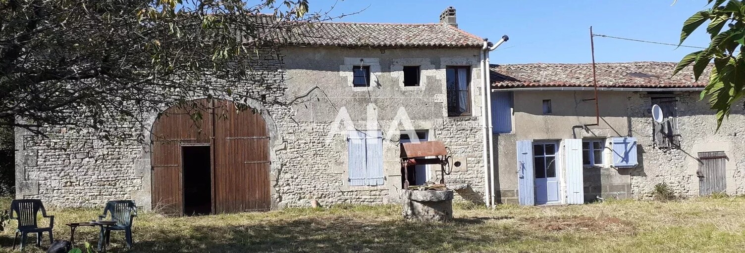 Maison 4 Pièces 170 m² à vendre à Saint-Martin-du-Clocher (16700)