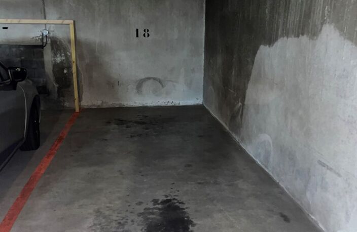 Parking — photo 3