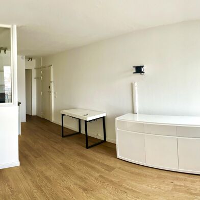Appartement 1 pièces 240000 €