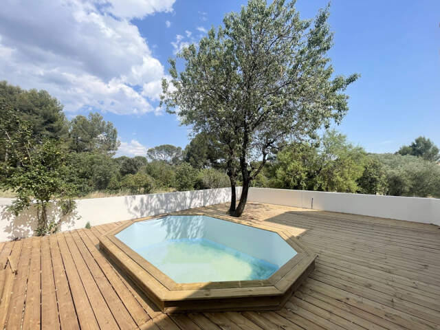 JACOU - Maison cinq pièces de 124m2 avec jardin — photo du bien
