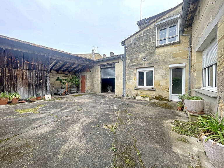 ARVEYRES -  Immeuble de rapport - Idéal Investissement. — photo 1