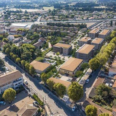 Appartement 3 pièces 288600 €