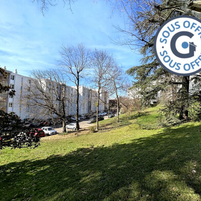 Appartement 4 pièces 260000 €