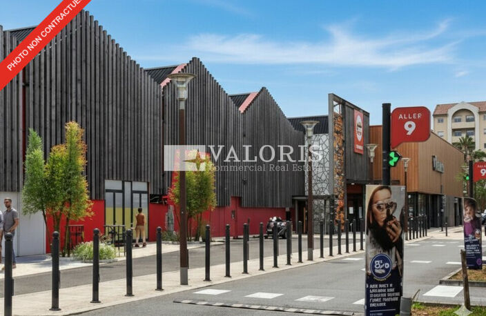 LOCAL COMMERCIAL à LOUER — photo 2
