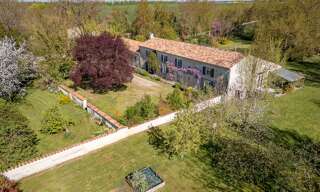 Maison 11 Pièces 327 m² à vendre à Villeneuve-la-Comtesse (17330)