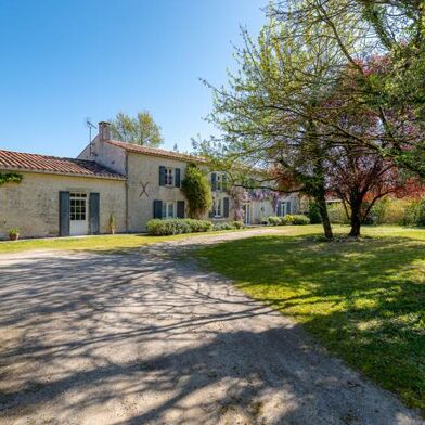 Maison 11 pièces 436995 €