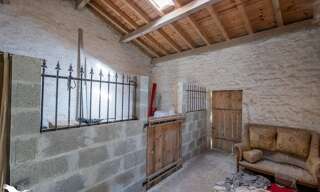 Maison 11 Pièces 327 m² à vendre à Villeneuve-la-Comtesse (17330)