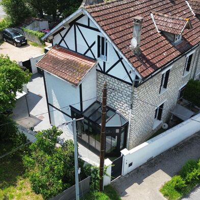 Maison 7 pièces 319000 €