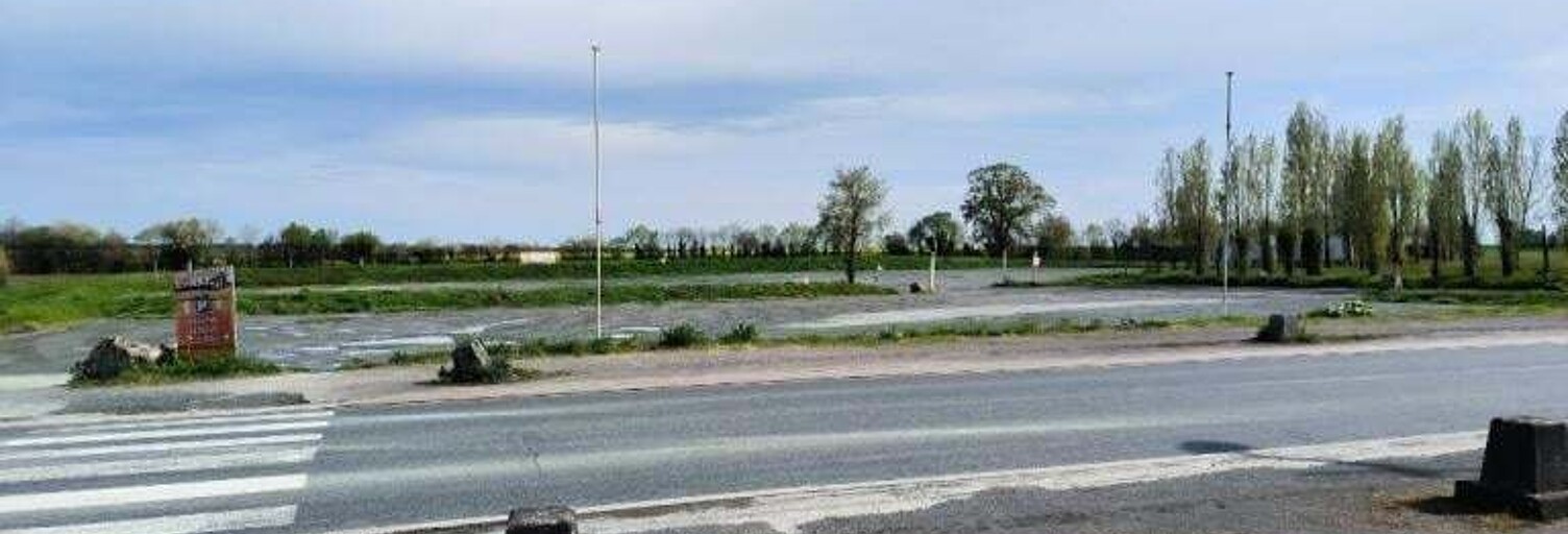 Commerce  200 m² à vendre à Saint-Jean-d'Hermine (85210)