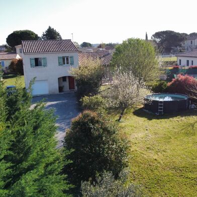 Maison 4 pièces 300000 €