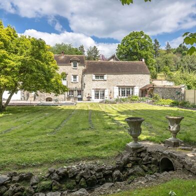 Maison 8 pièces 499900 €