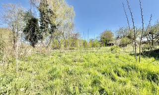 Terrain  762 m² à vendre à La Bâtie-Montgascon (38110)