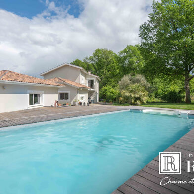 Maison 6 pièces 730800 €