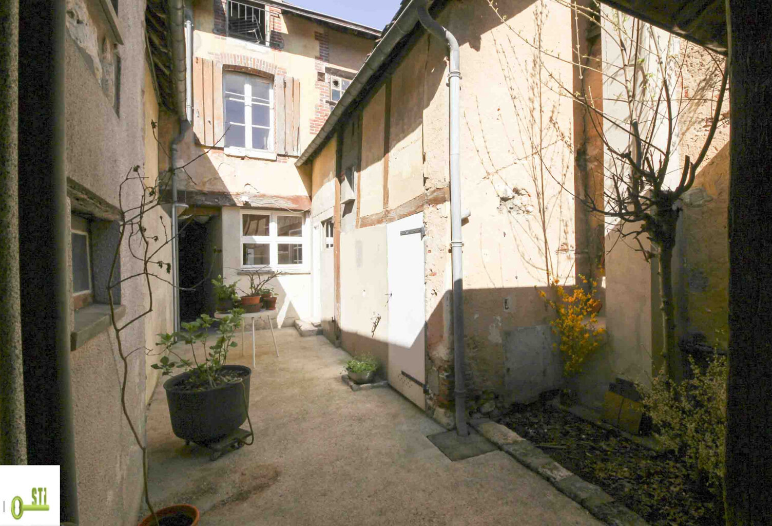 Maison de village — photo 1