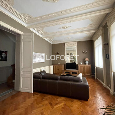 Maison 11 pièces 499000 €